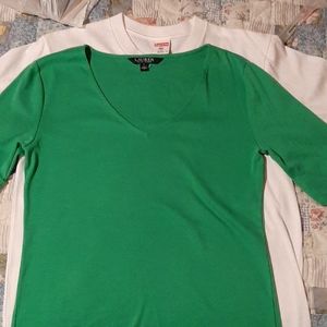 *4/$20* Green 3/4 length shirt